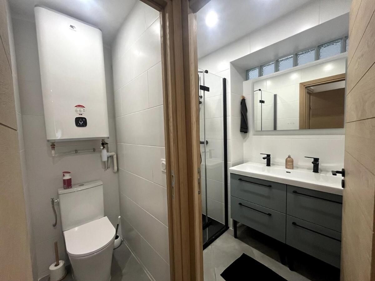 140 M Apartment, 4 Bedrooms Sea Airport And Tram * Nice