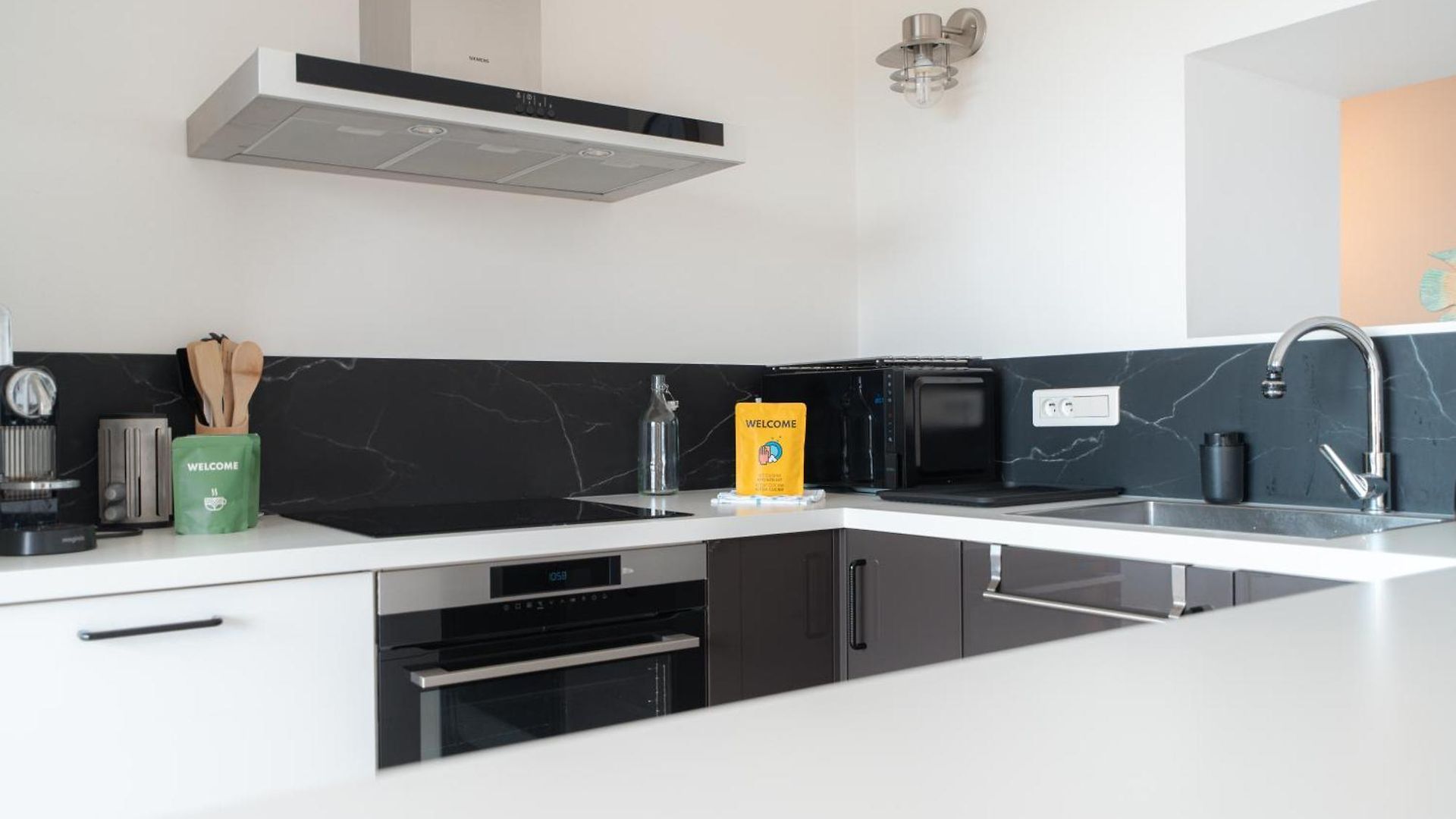Wonderful View - 2br Fabron - Parking Apartment Nice