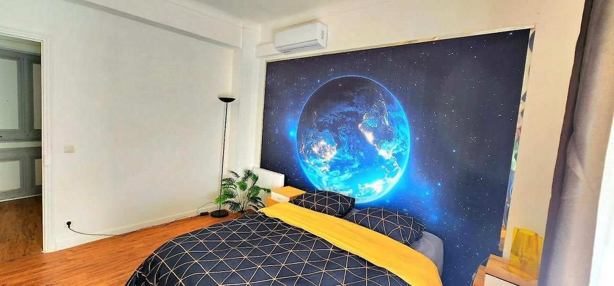 - Charming 2 In A Quiet Area Nice