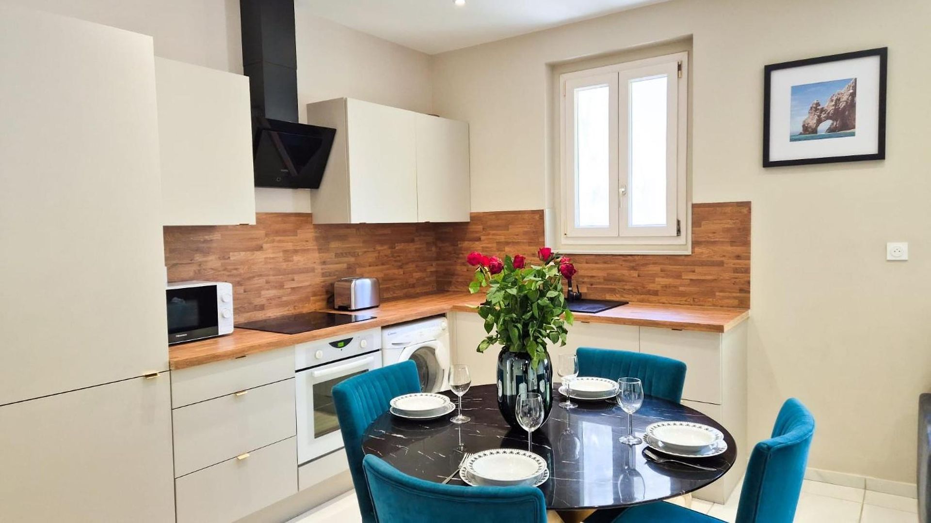 T4 Moderne Climatise - Parking Prive- Terrasse - - *