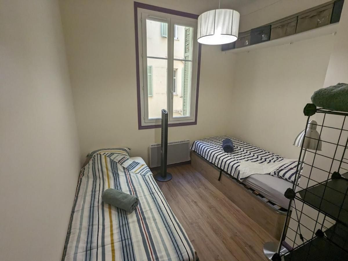 Apartment Au Calme Centre Liberation *