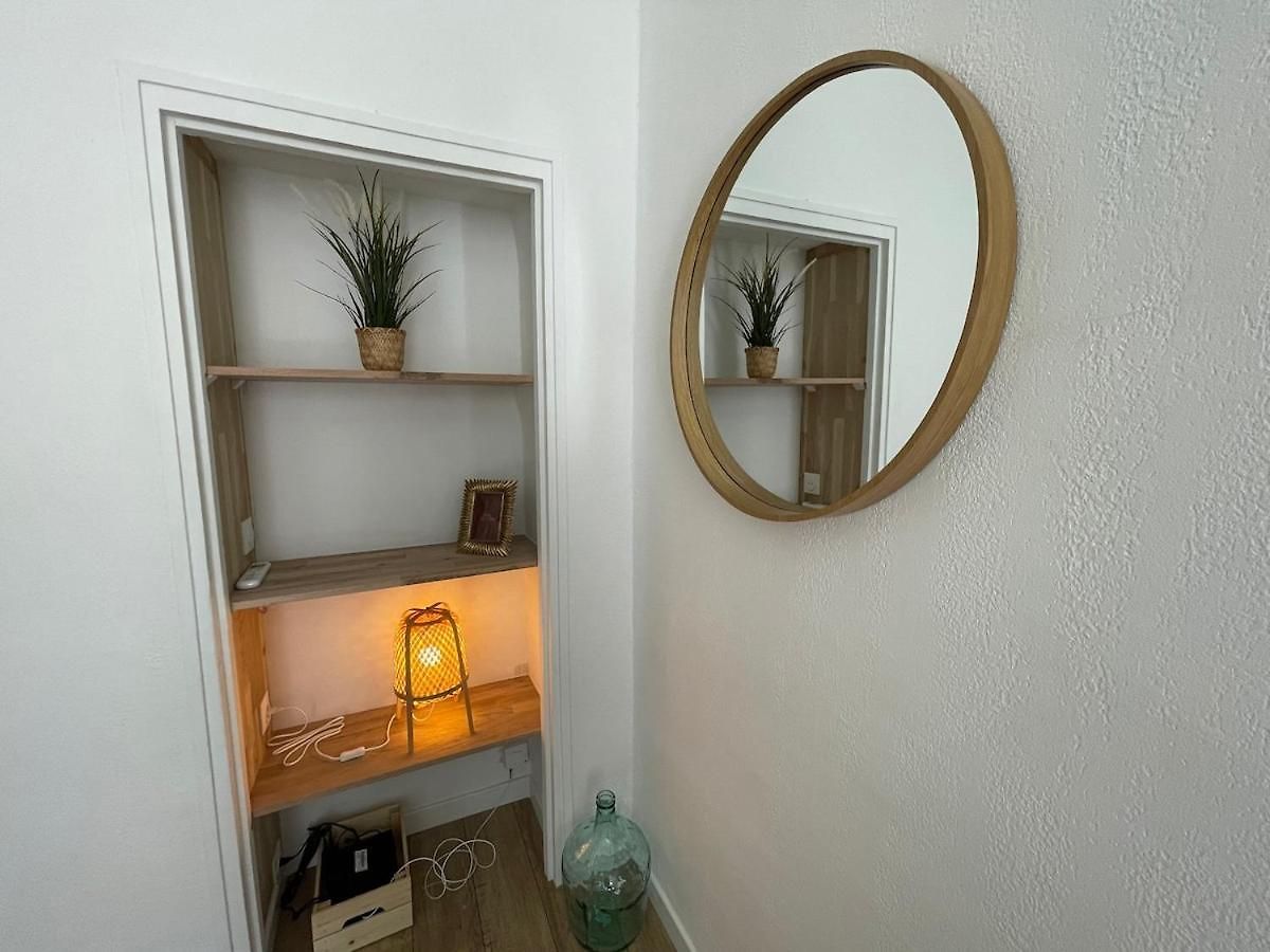Liberation, Charming, Quiet 2-room With Balcony