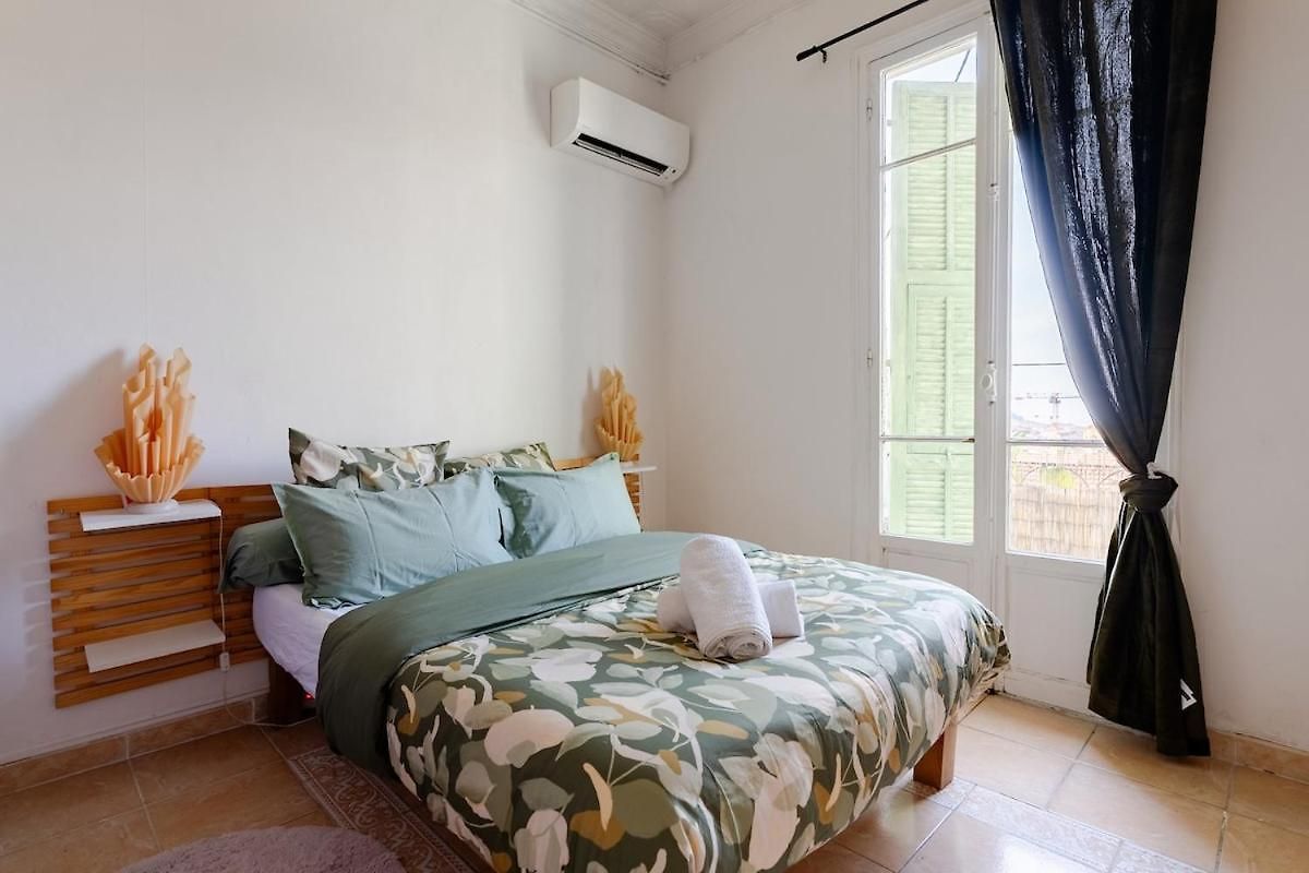 Charming House With Sea View In Nice