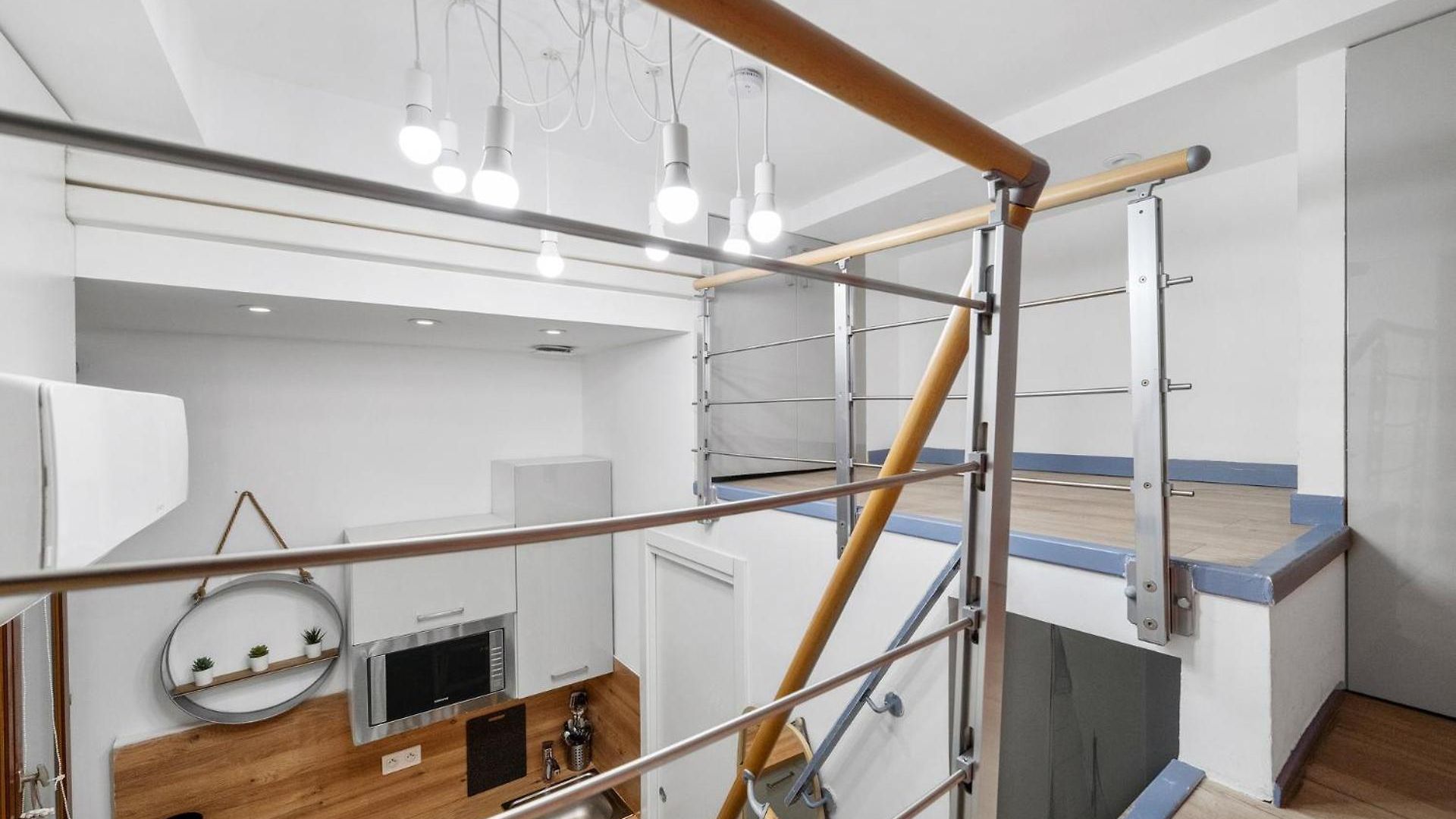 Vr Mezzanine Au Coeur Du Vieux Nice