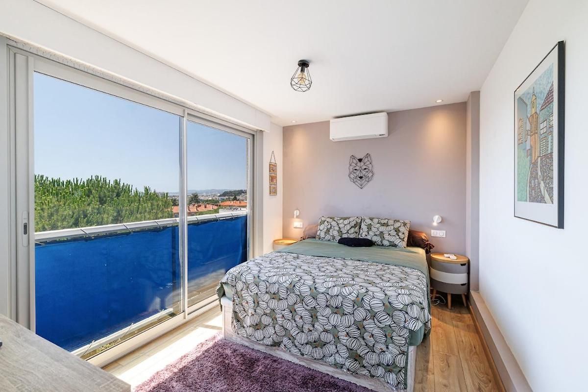 Beautiful 2 Swimming Pool, Parking Space And Air Conditioning Apartment