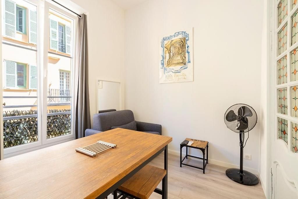 Unique 2 Biens En 1, Clim, Moderne, A 300m Apartment Nice