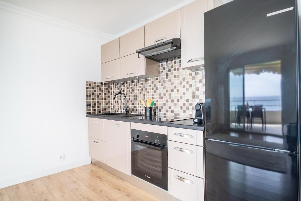 Exceptional 2 Bedroom With Ac Wifi, Sea Vies And Parking In Apartment Nice