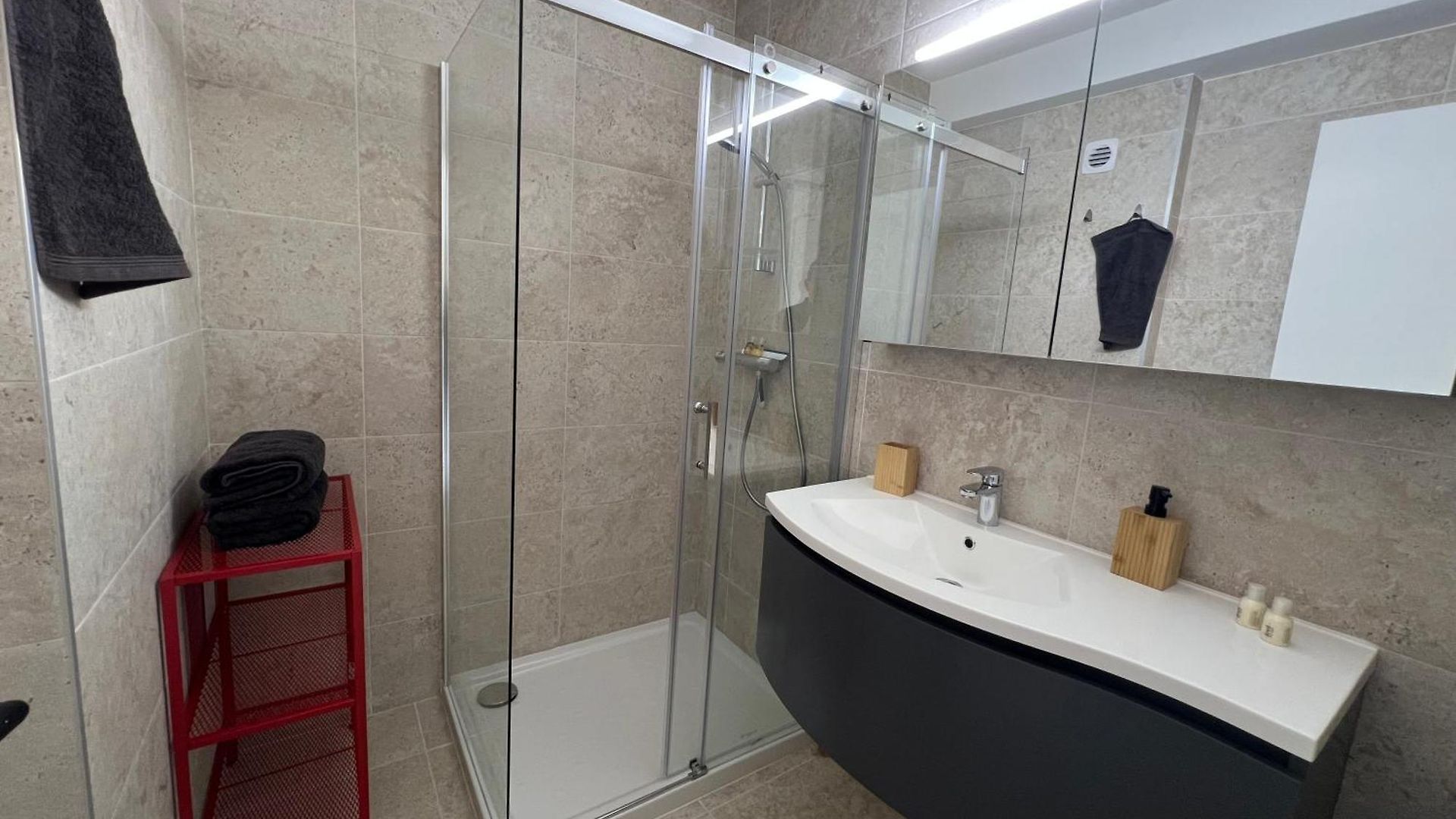 Apartment Familial T3 Terrasse, Clim & Parking Gratuit *