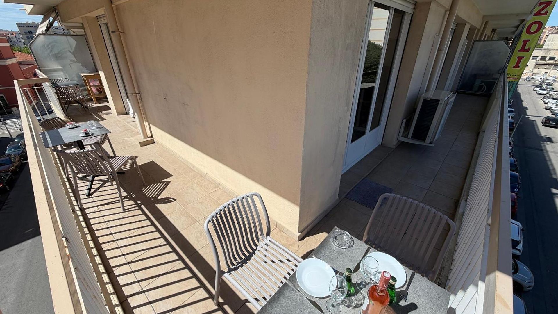 Familial T3 Terrasse, Clim & Parking Gratuit * Nice