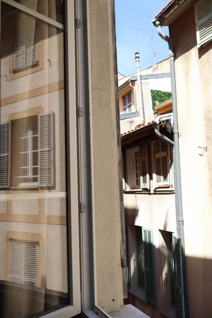 Comfy In Old Town With Mezzanine - Place Garibaldi,