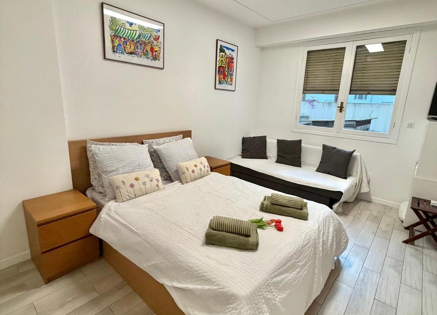 Liberation Apartment *