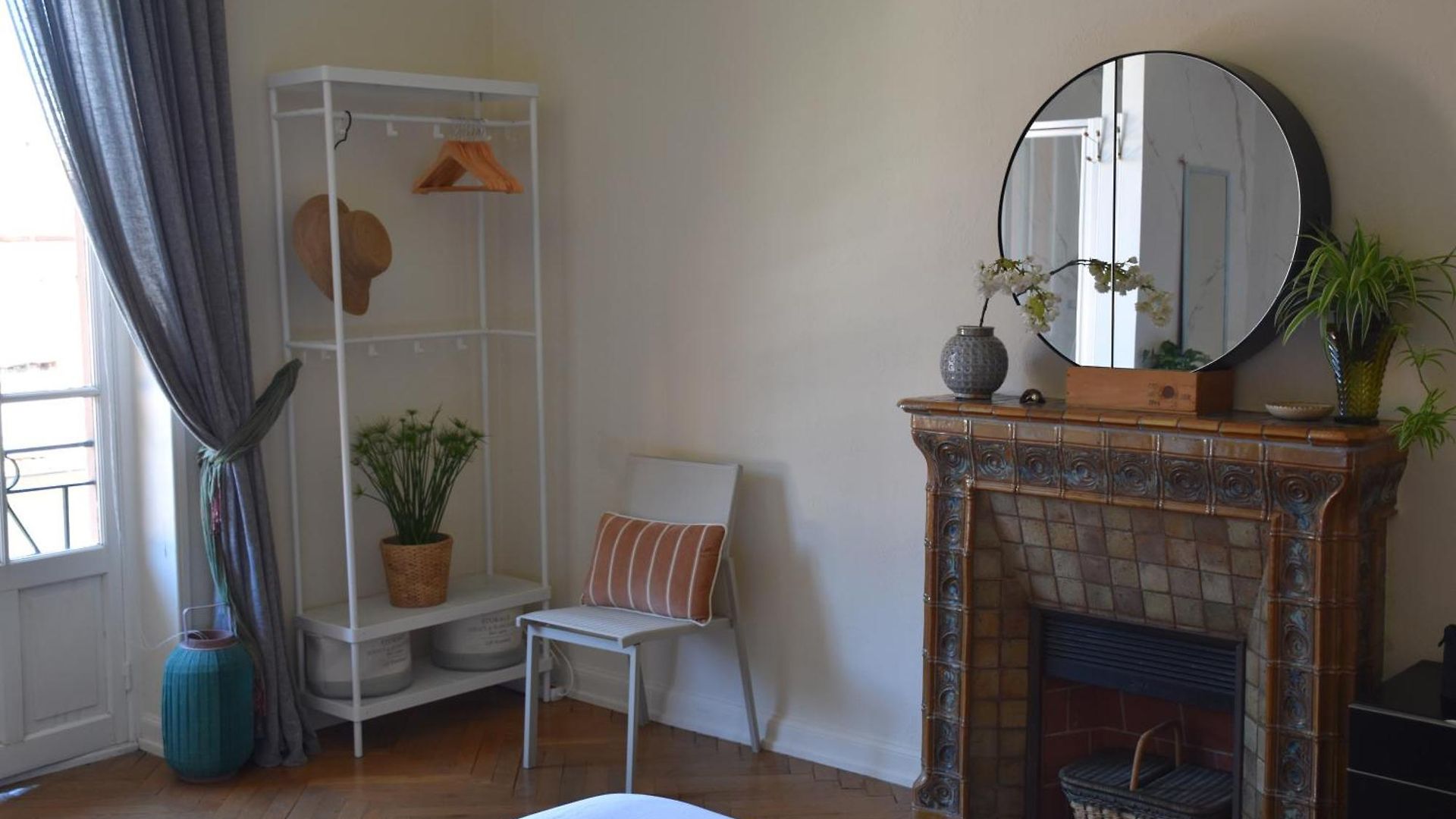 Apartment Climatise Et Proche De Nice