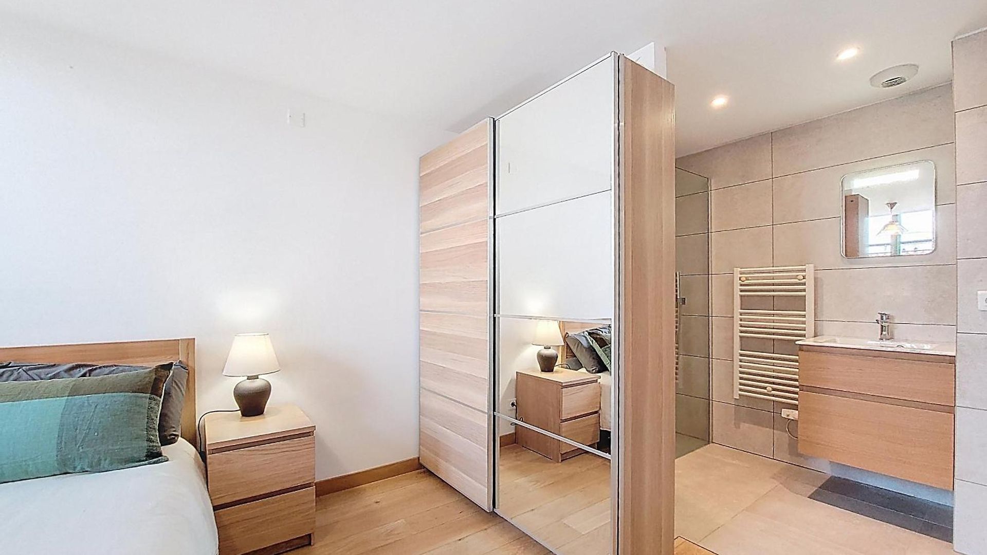 Apartment S10 Staywizus - Duplex 3 Bdr Ac Wifi Balcony 10 Mins