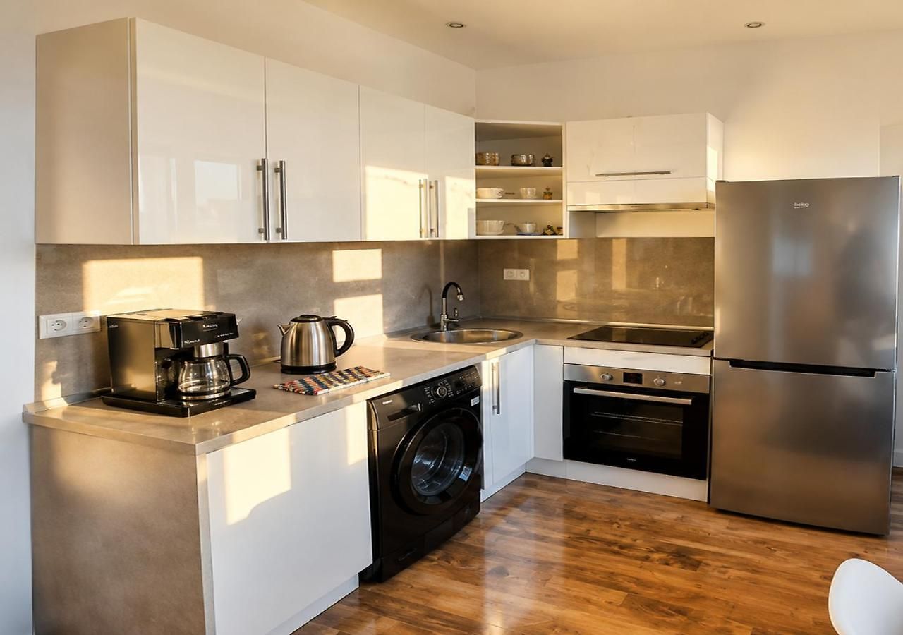 Cozy Downtown Retreat Close To Sea And Station Apartment Nice
