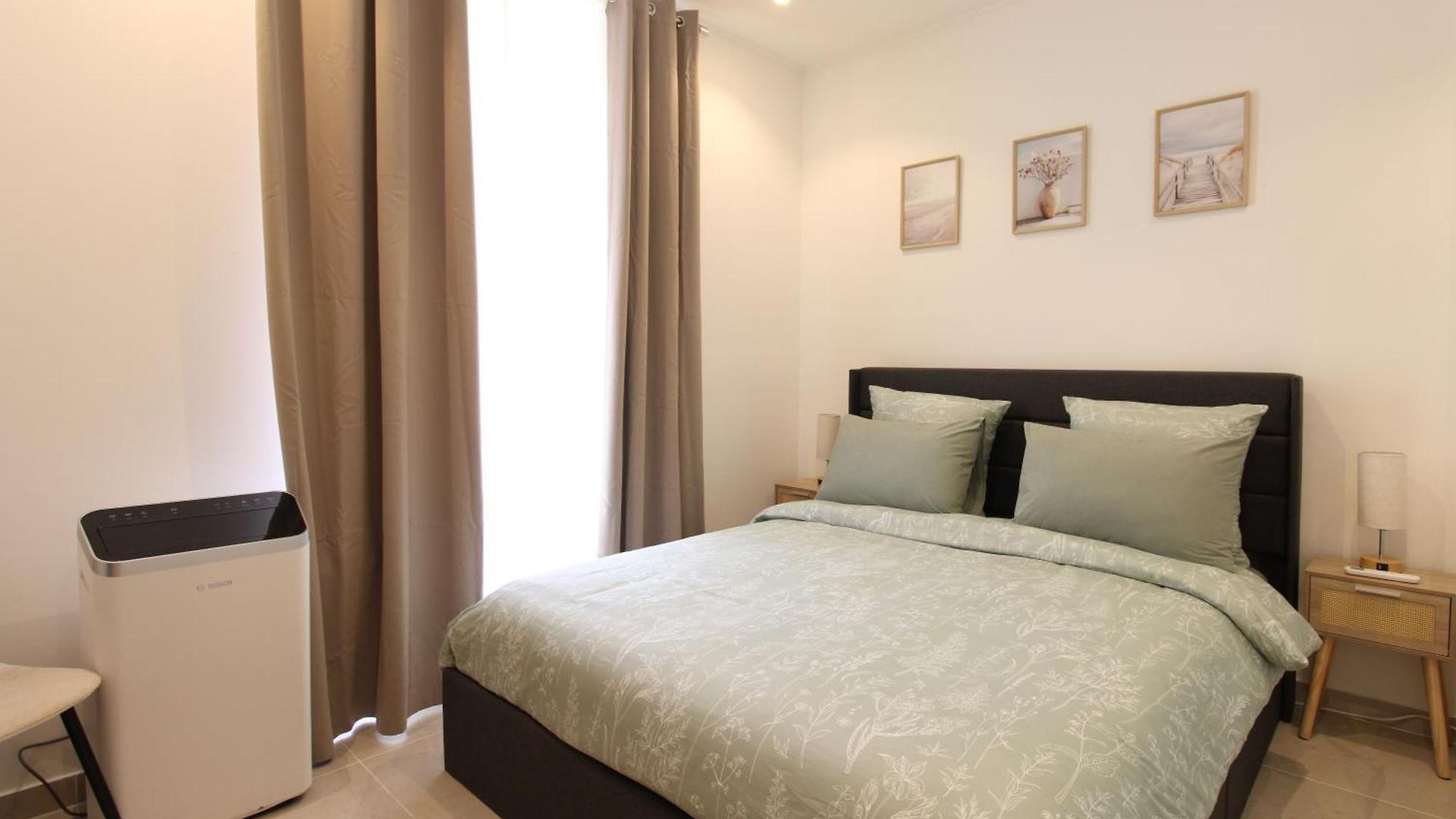 Calm Elegant In The Heart Of