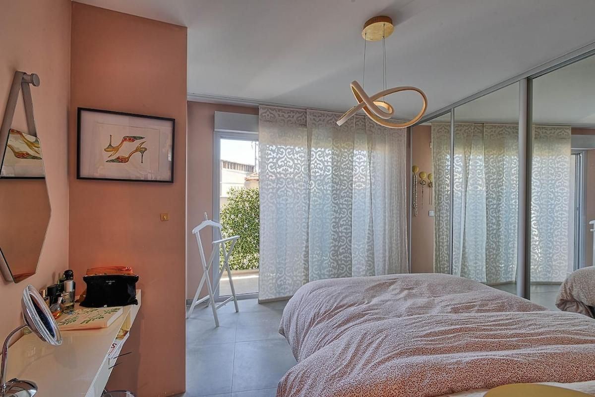 Apartment Lovely 4-bedroom Family In