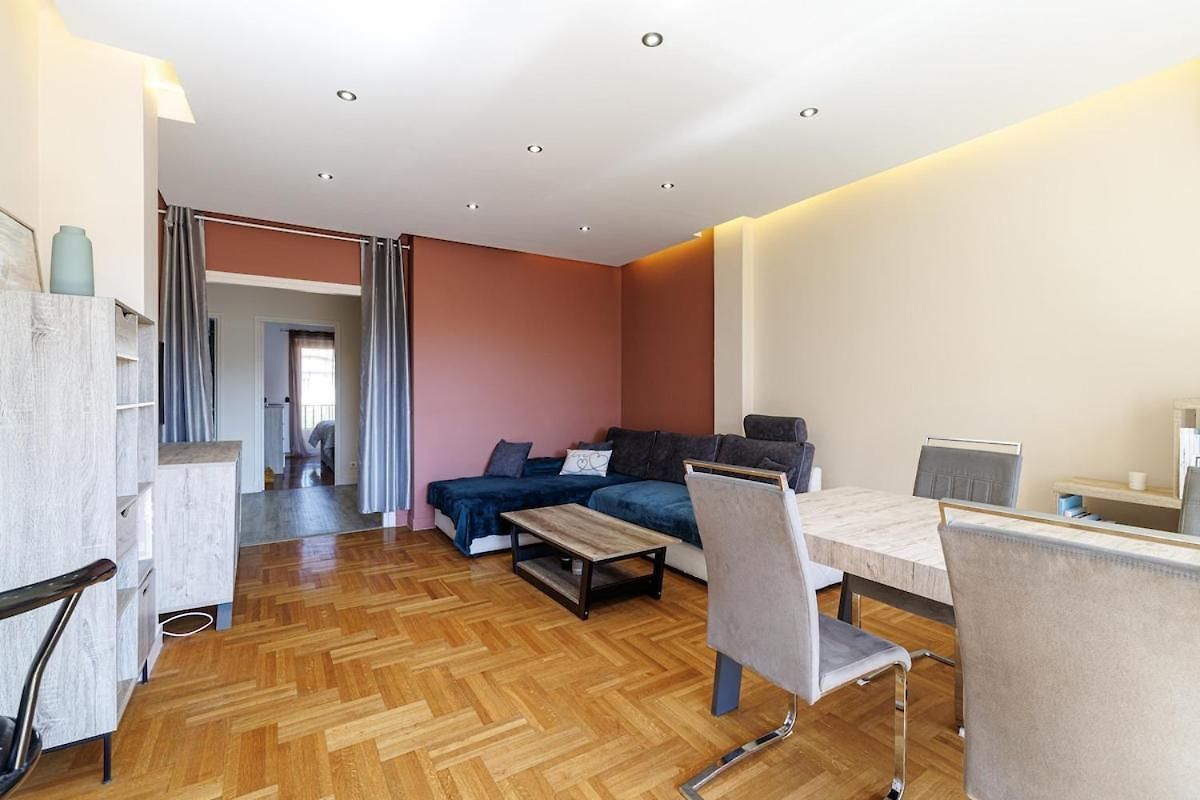 Apartment Spacieux T3 Avec Balcon Confort Et Convivialite *