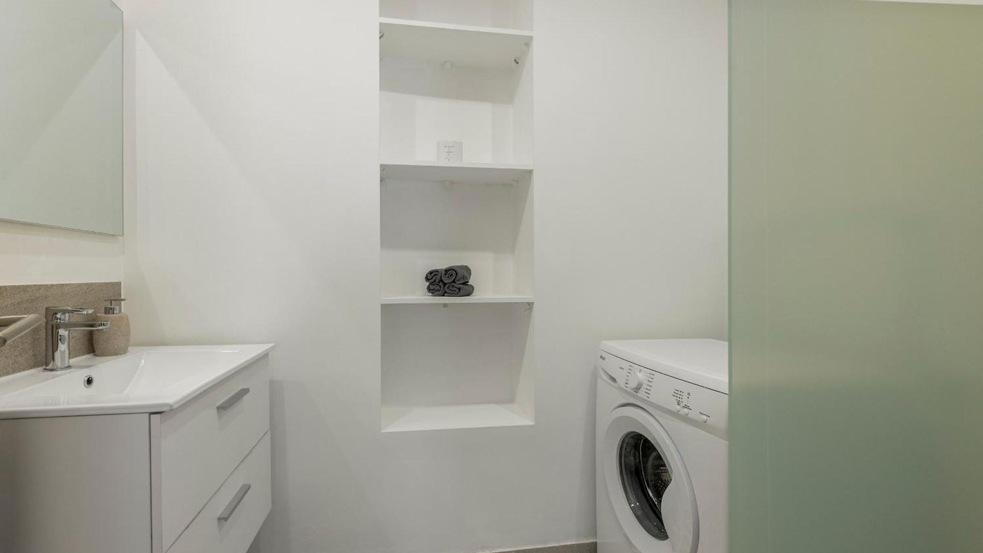 Old Town Charming Separate Bedroom - Ac Apartment Nice