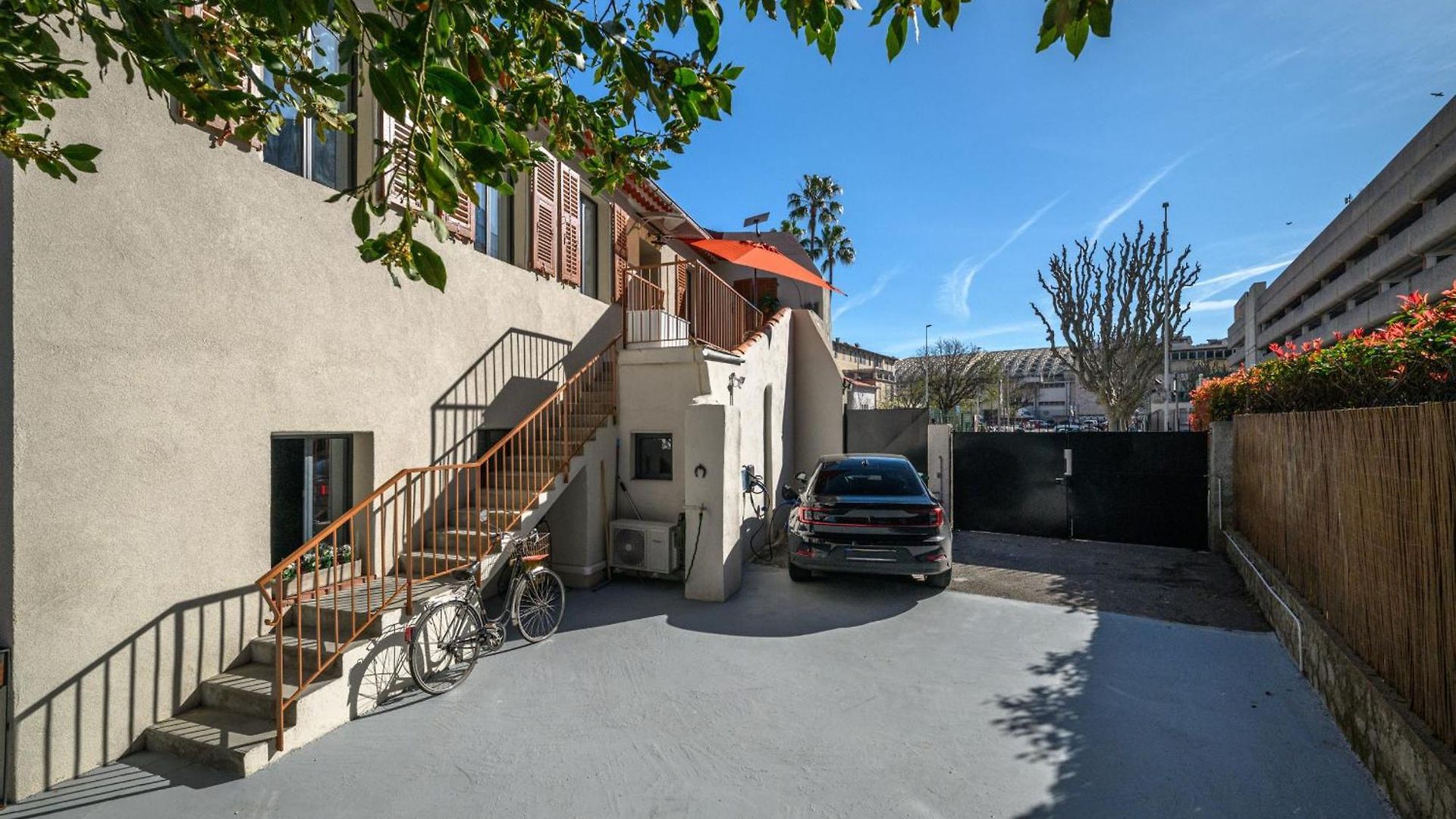 L17 Staywizus - Bosco 3bdr 2 Bath Terrace - Parking & Ac Apartment Nice
