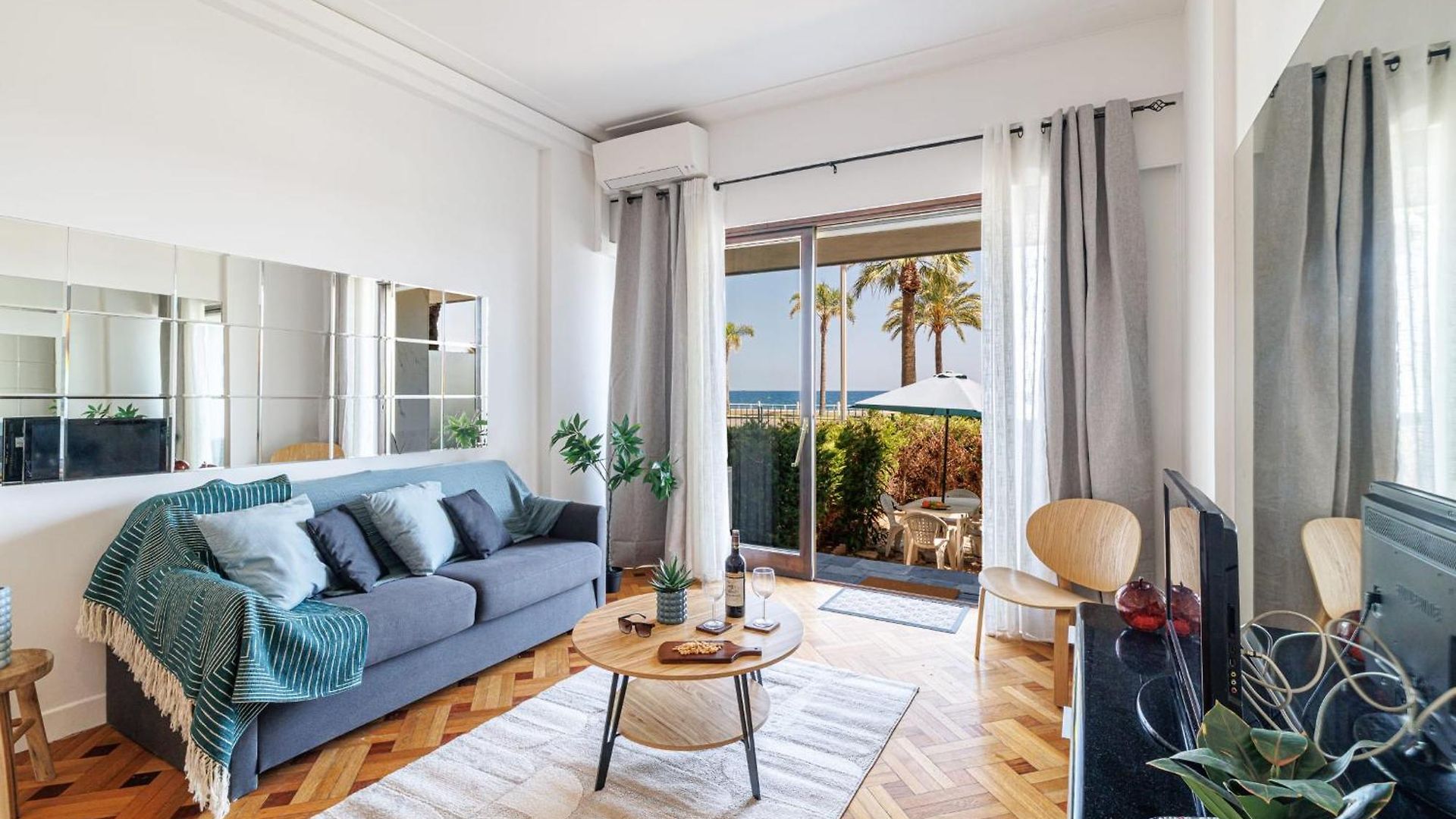 My Casa - Prom 193-a - In Front Of The Sea 1 With Terrace And Garden Apartment Nice