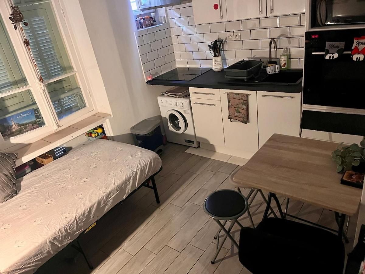 Apartment Sleeps 5 - Budget-friendly Flat - And Cozy