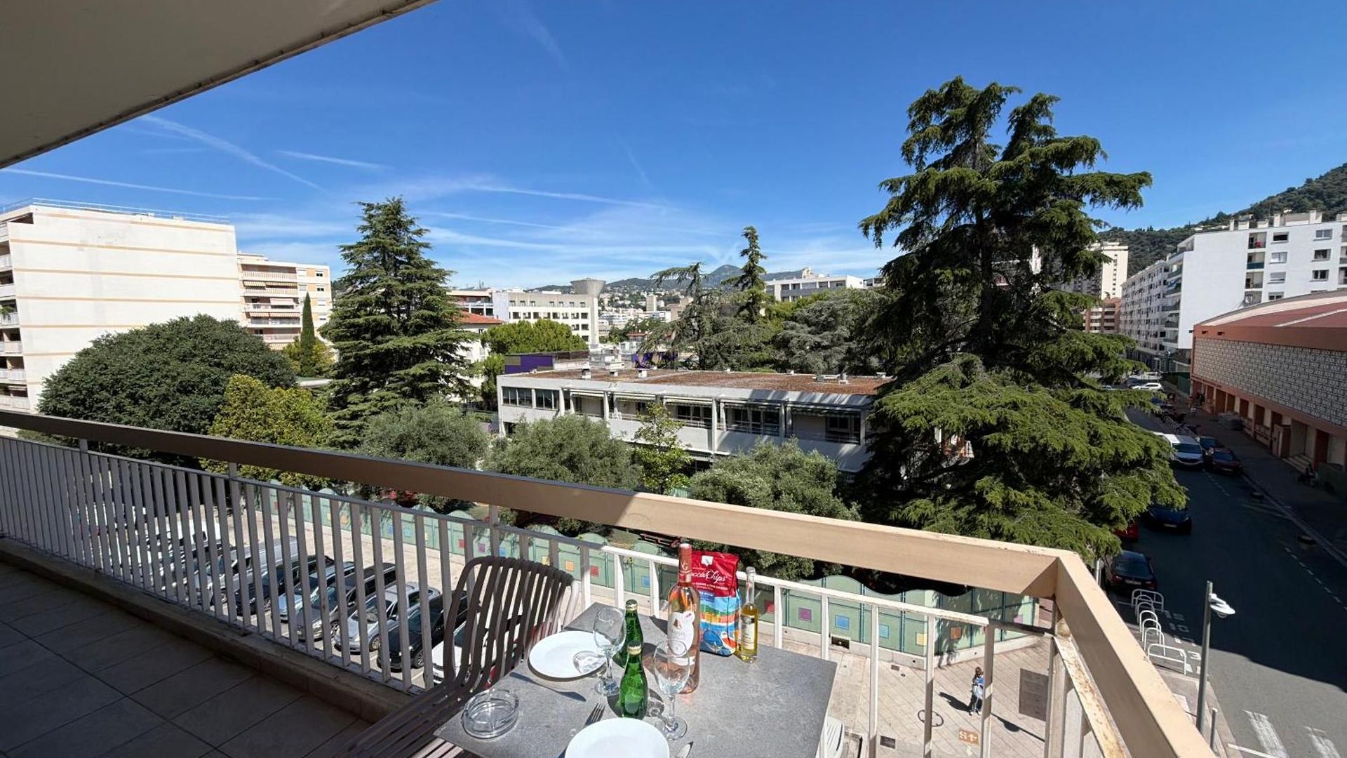 Familial T3 Terrasse, Clim & Parking Gratuit Apartment Nice