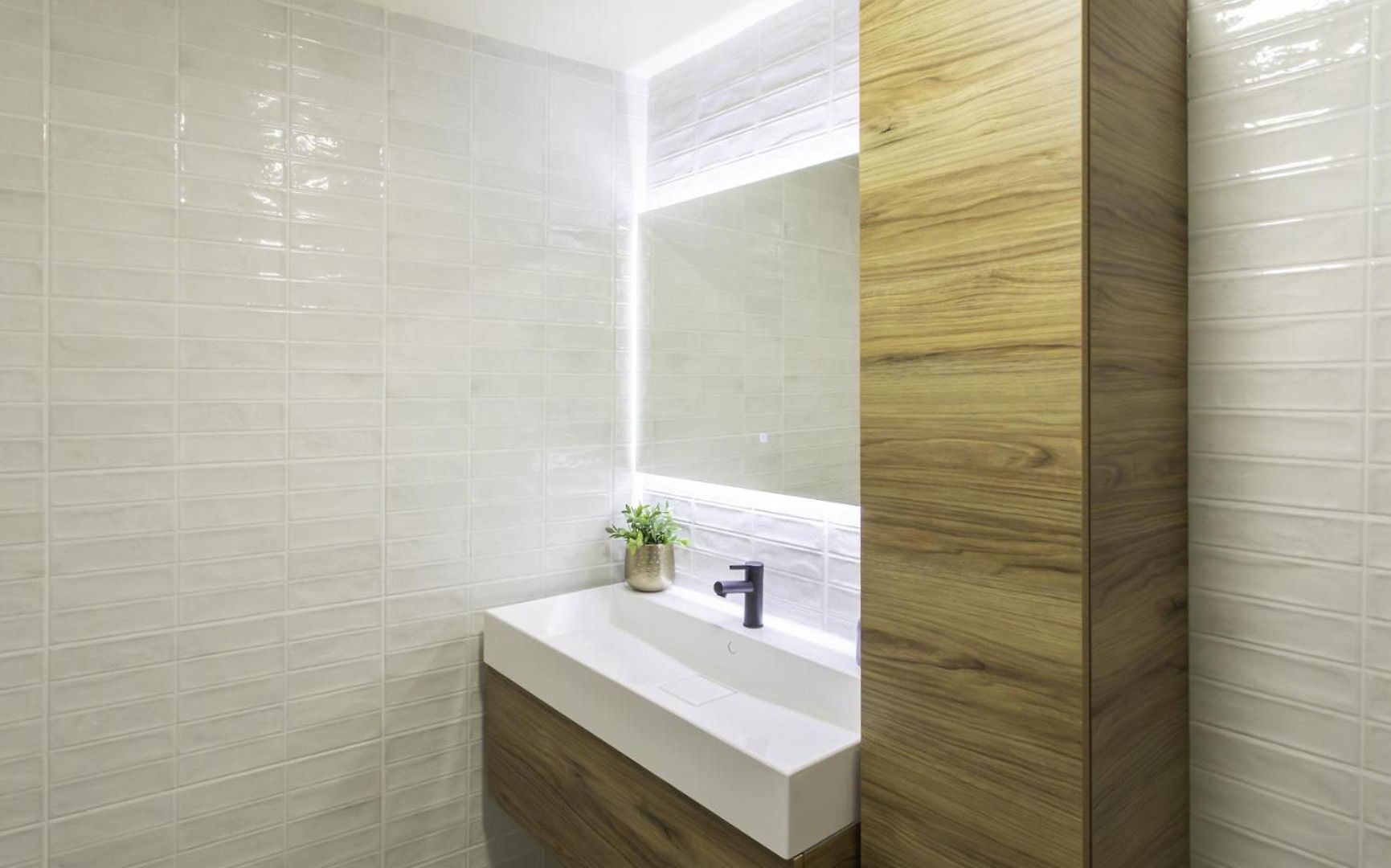 #38 Staywizus - 1bdr Place Massena - Near - Ac & Wifi Apartment *
