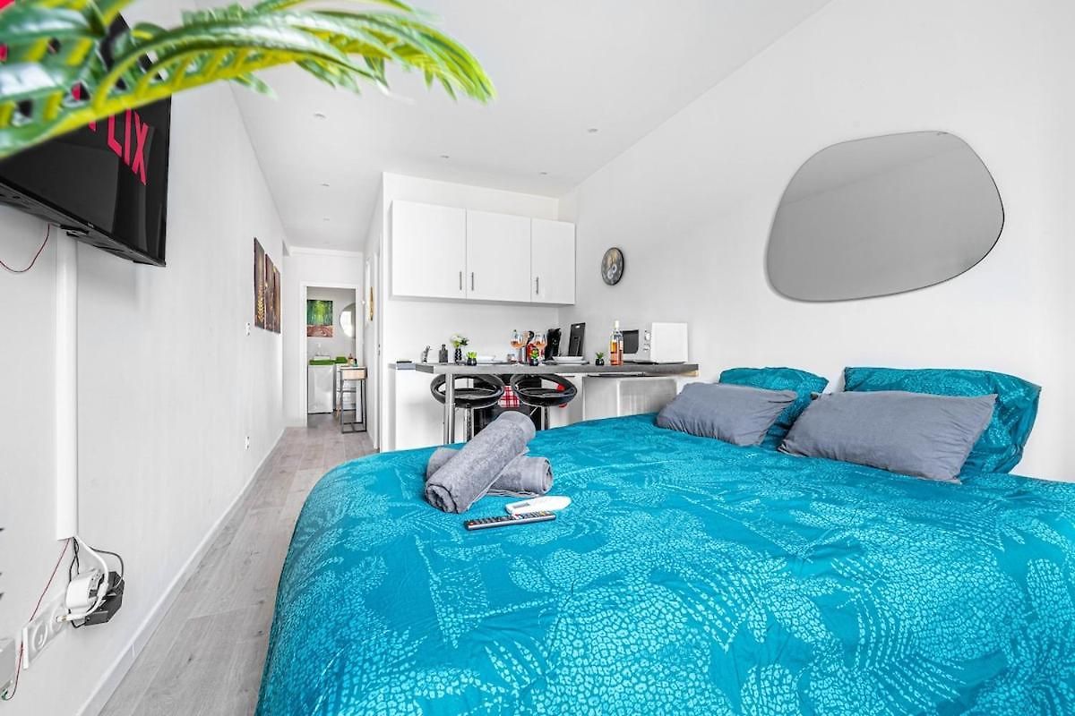 Relaxation & Comfort Design With Ambient Led Apartment *