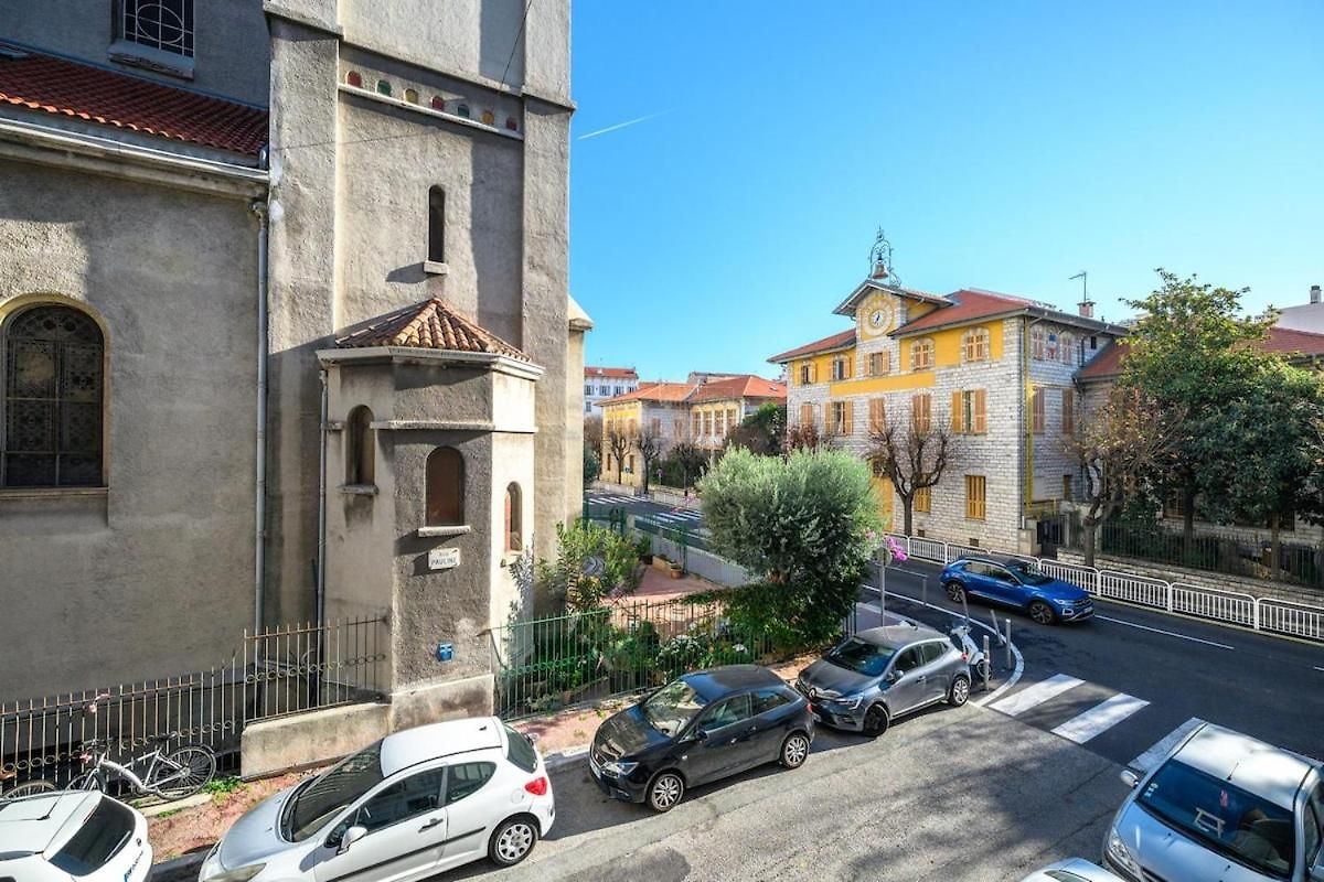 Charming 2 Rooms, Sleeps 4 Center