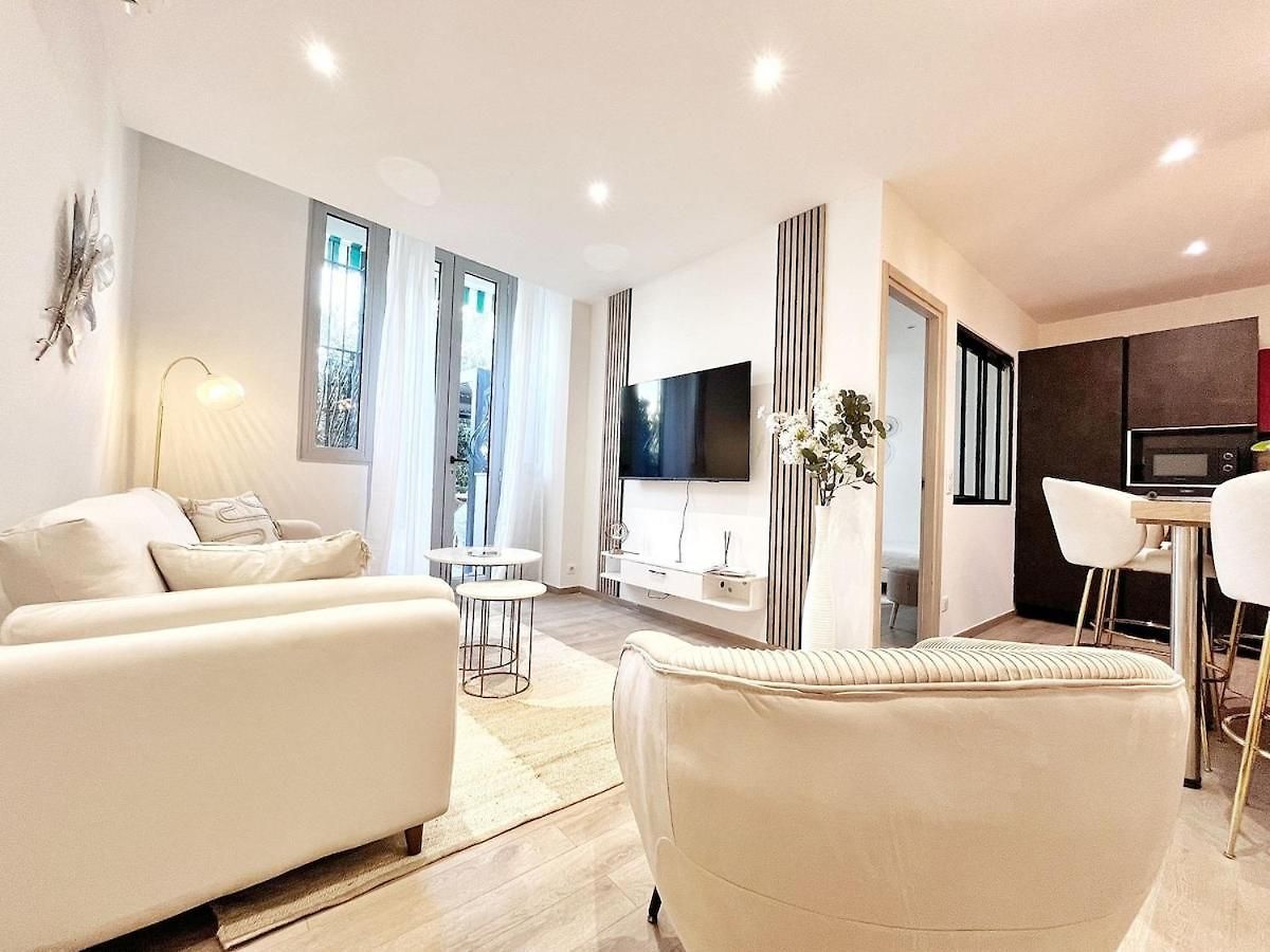 Le Magnifique Promenade Apartment