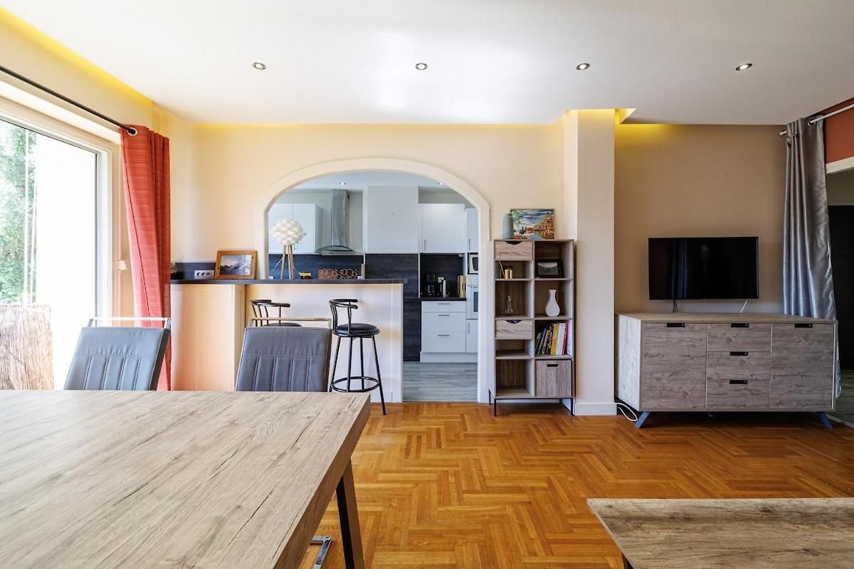 Apartment Spacieux T3 Avec Balcon Confort Et Convivialite *
