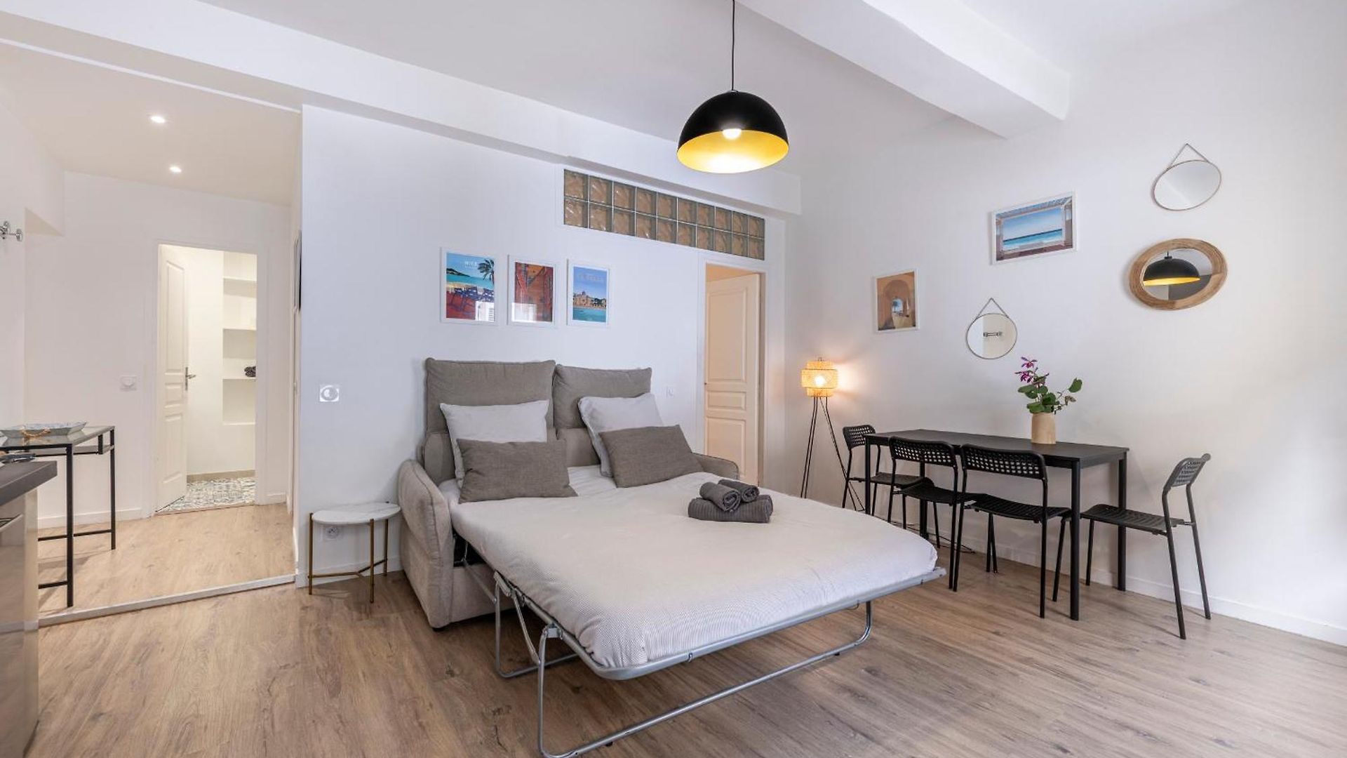 Old Town Charming Separate Bedroom - Ac