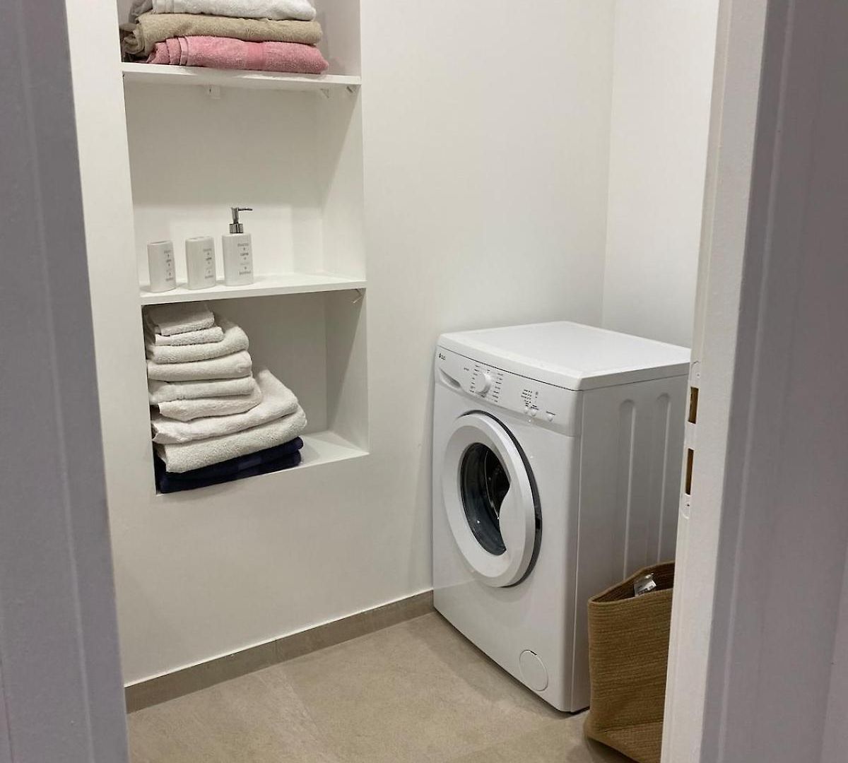Old Town Charming Separate Bedroom - Ac *