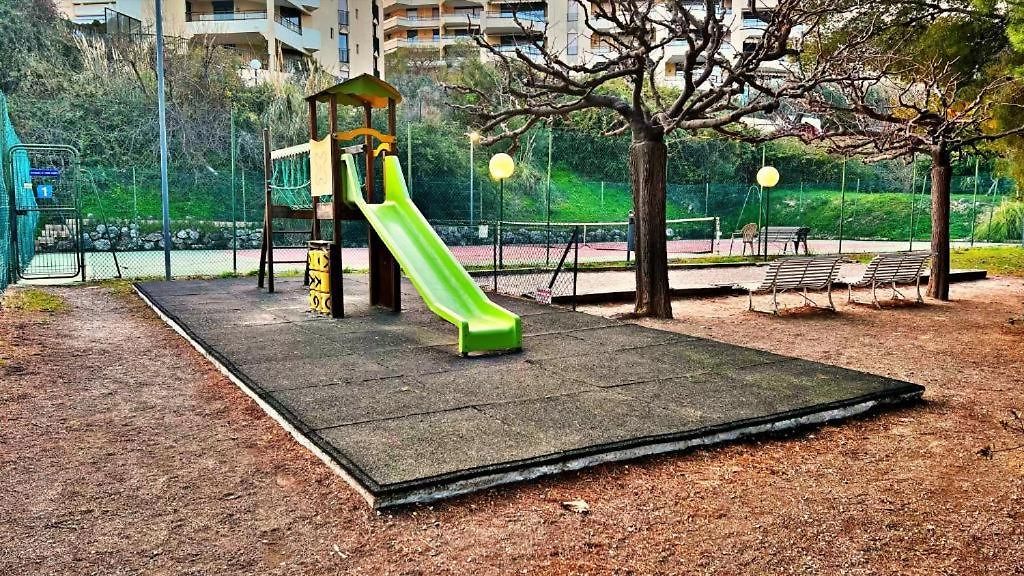 Apartment Proche De La Securisee Avec Piscine Nice