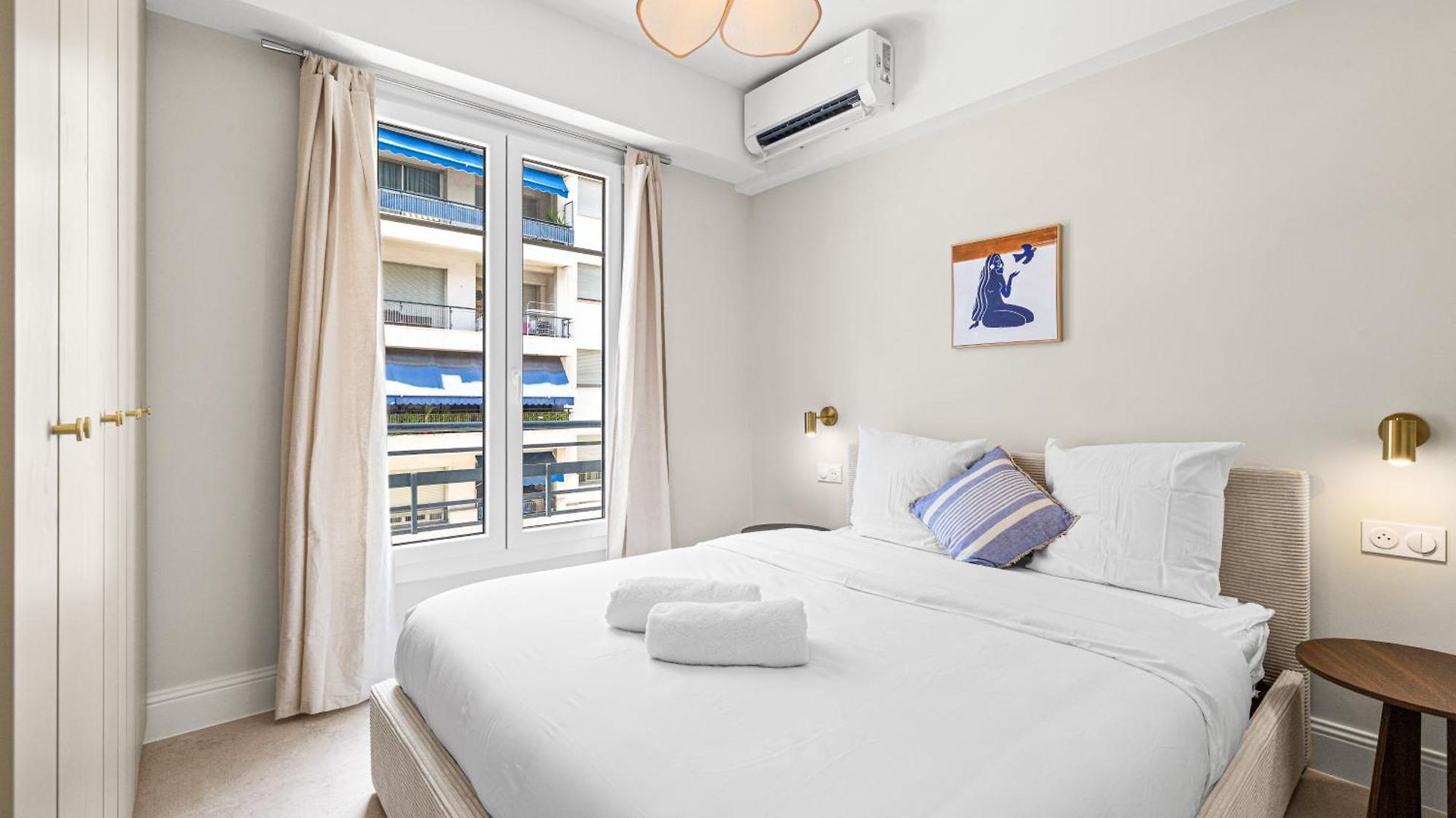 Fully Renovated 2-bedroom Nice