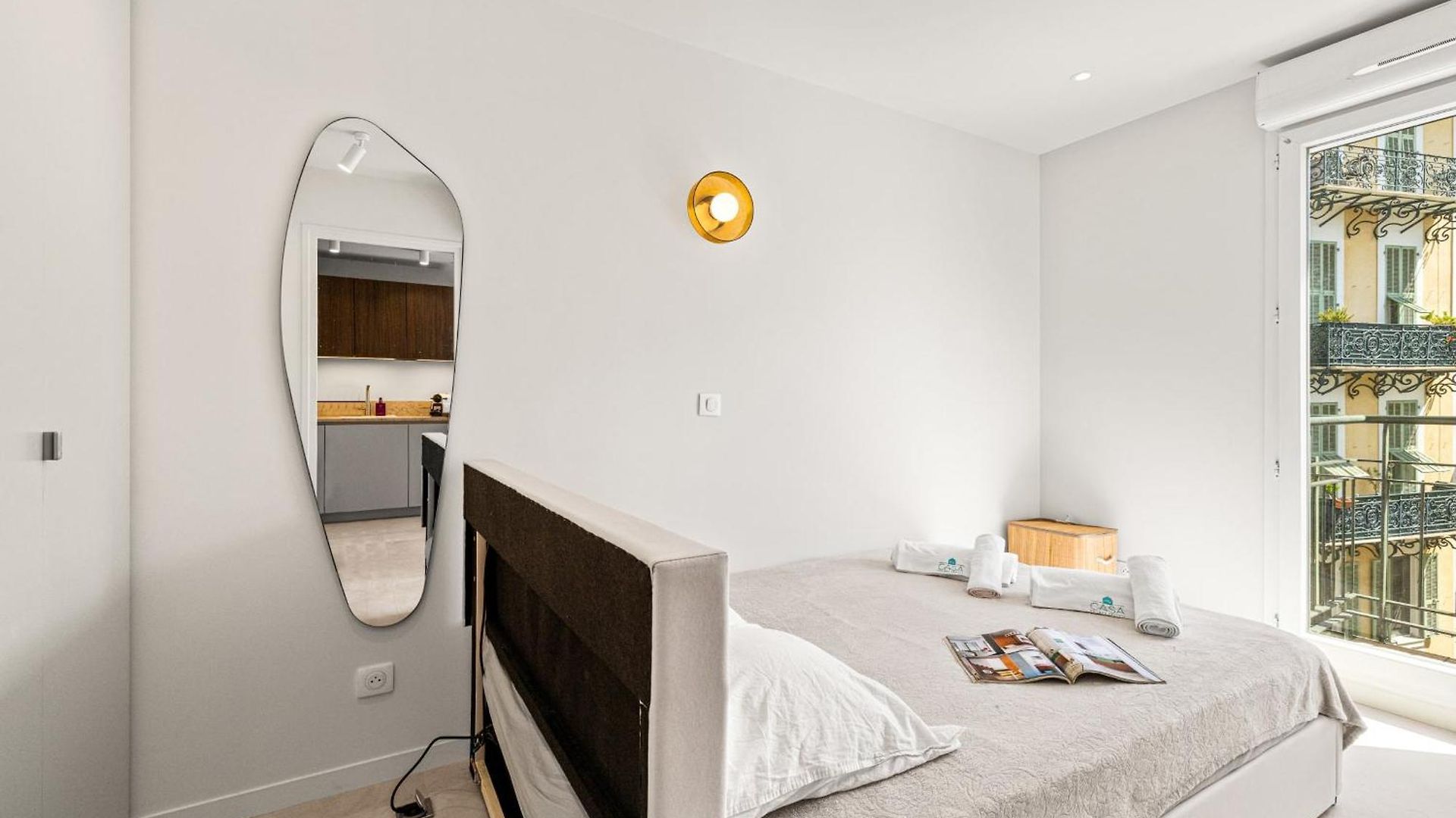 Carabacel - One Ac And Balcony Apartment *