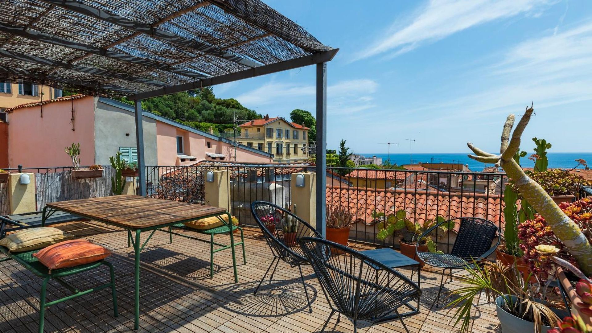 Old Town, Floor, Sun Deck Terrace With Large Sea Views Apartment