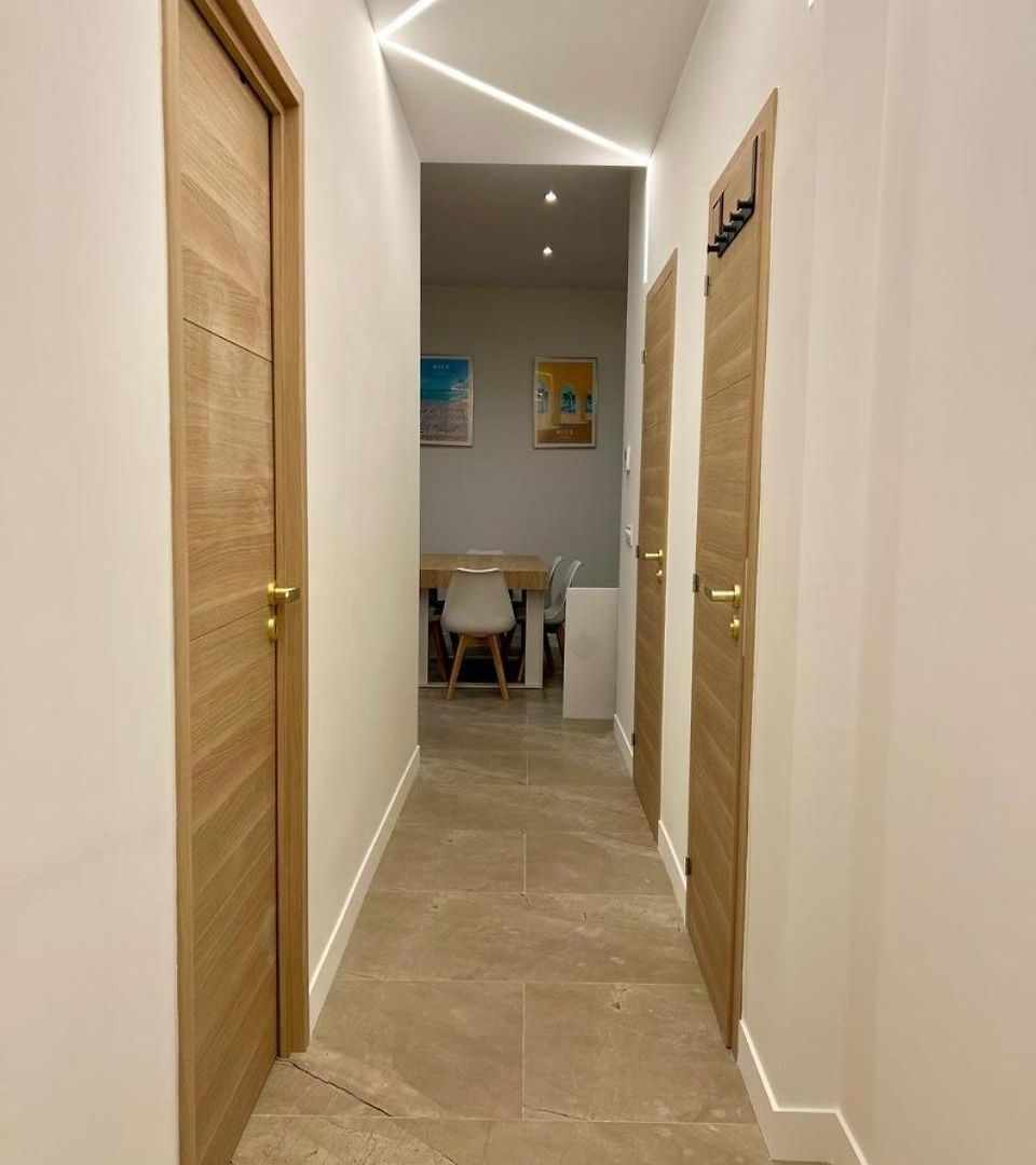 Joli Appartement Avec Jardin, 2 Chambres, Centre Ville De Nice *