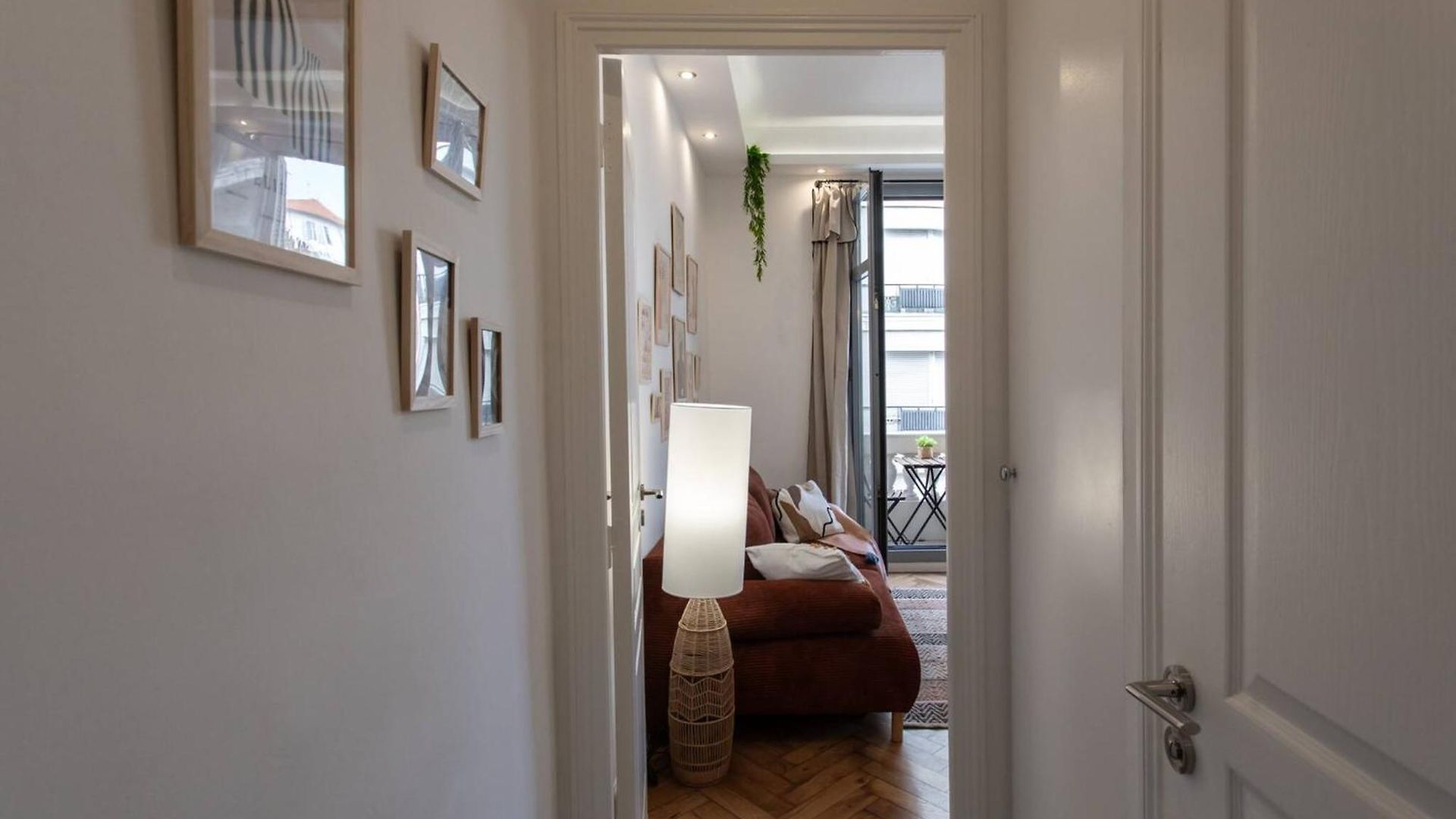 Apartment L23 Staywizus - 1 Bdr Shakespeare 2 Balconies - Clim & Wifi