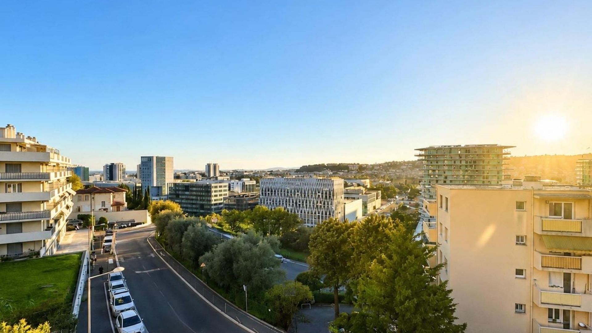 Apartment With Terrace And Unobstructed View Nice