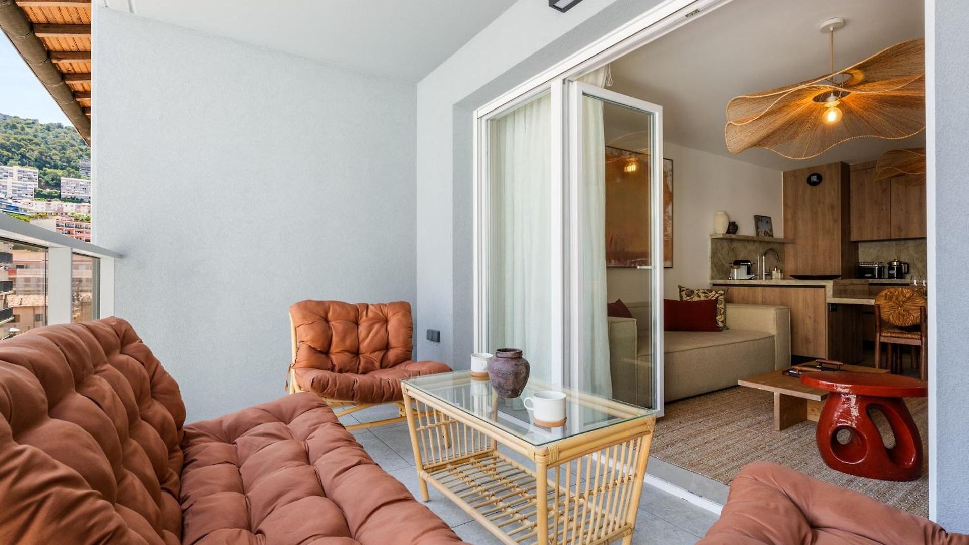 Spacious With Terrace And Parking Apartment Nice