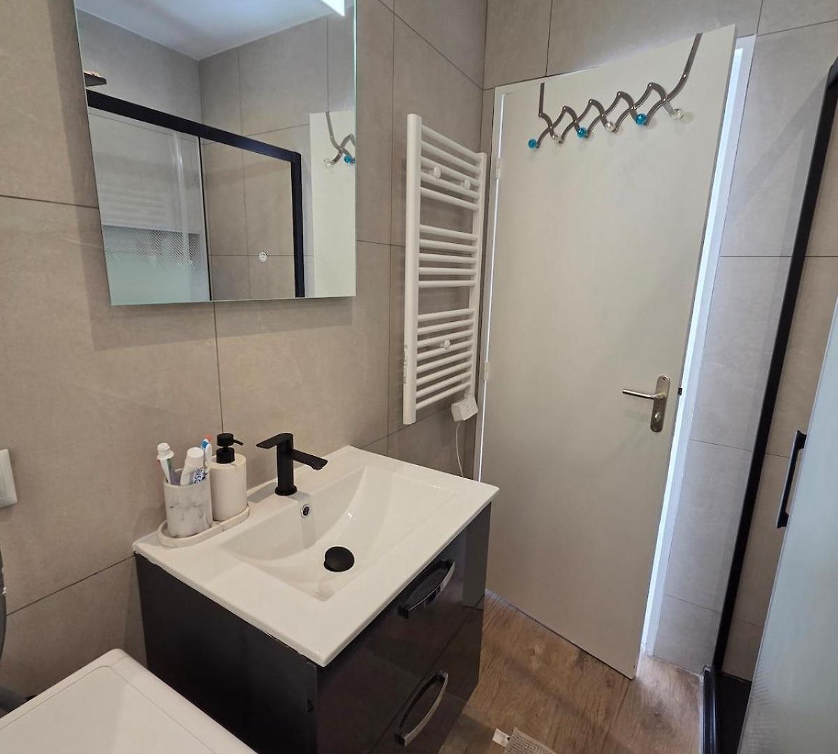 Valery Promenade Apartment Nice