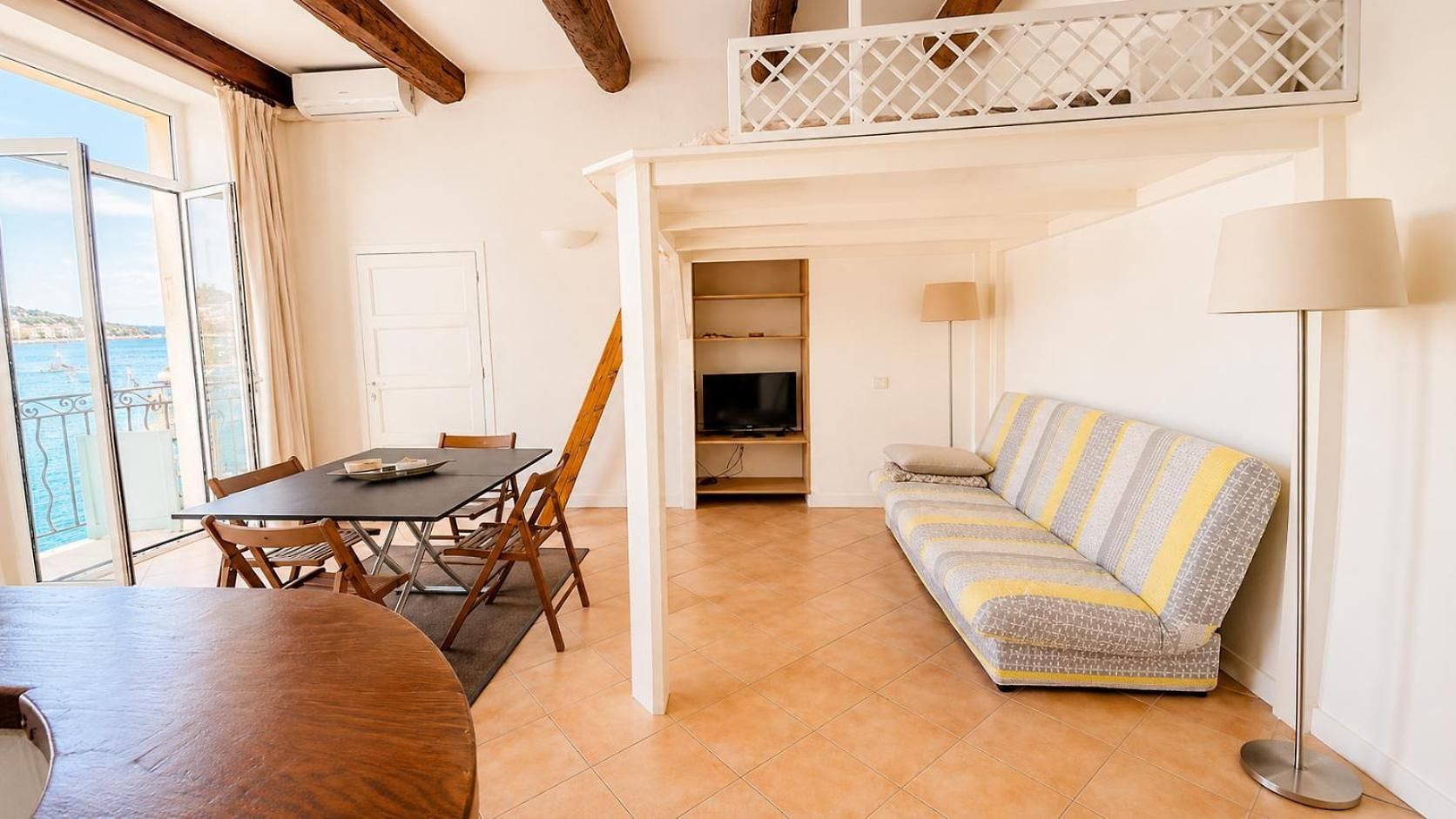 Loft Sur & Port - Balcon & Clim Apartment