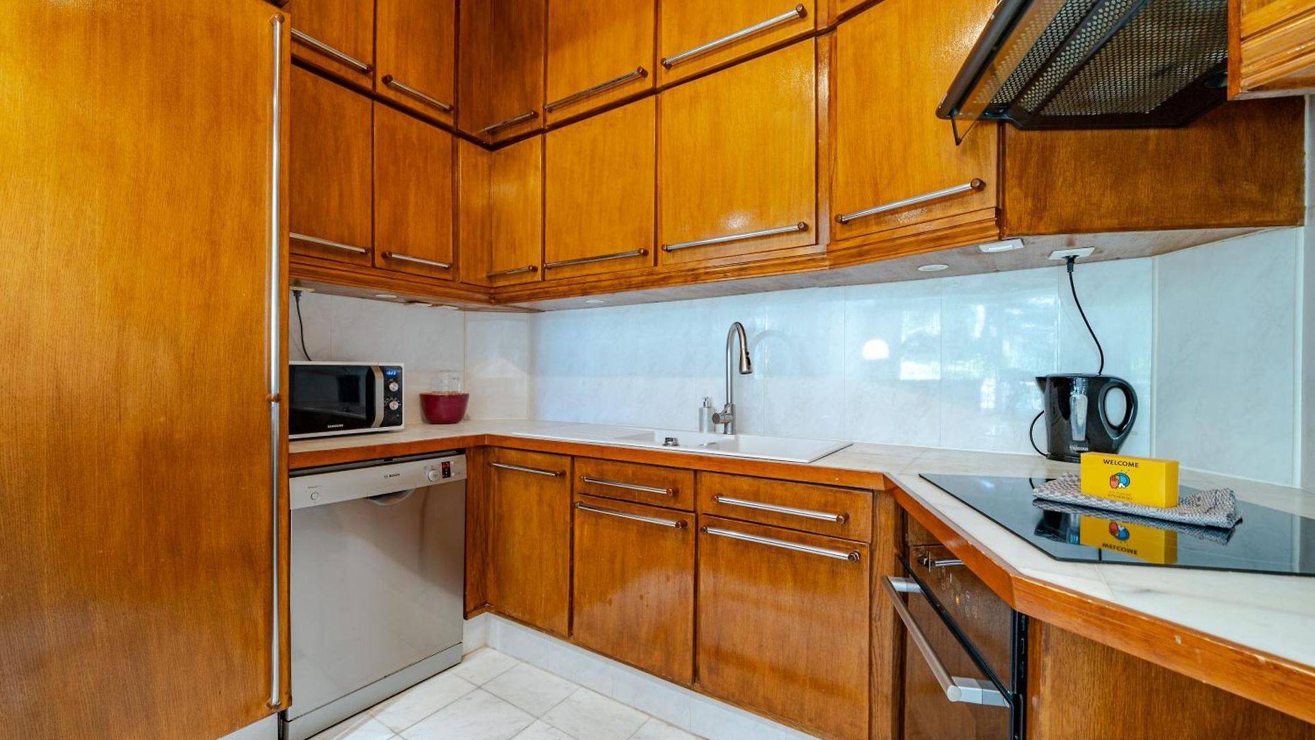 Spacious Flat - Calm & Ac *