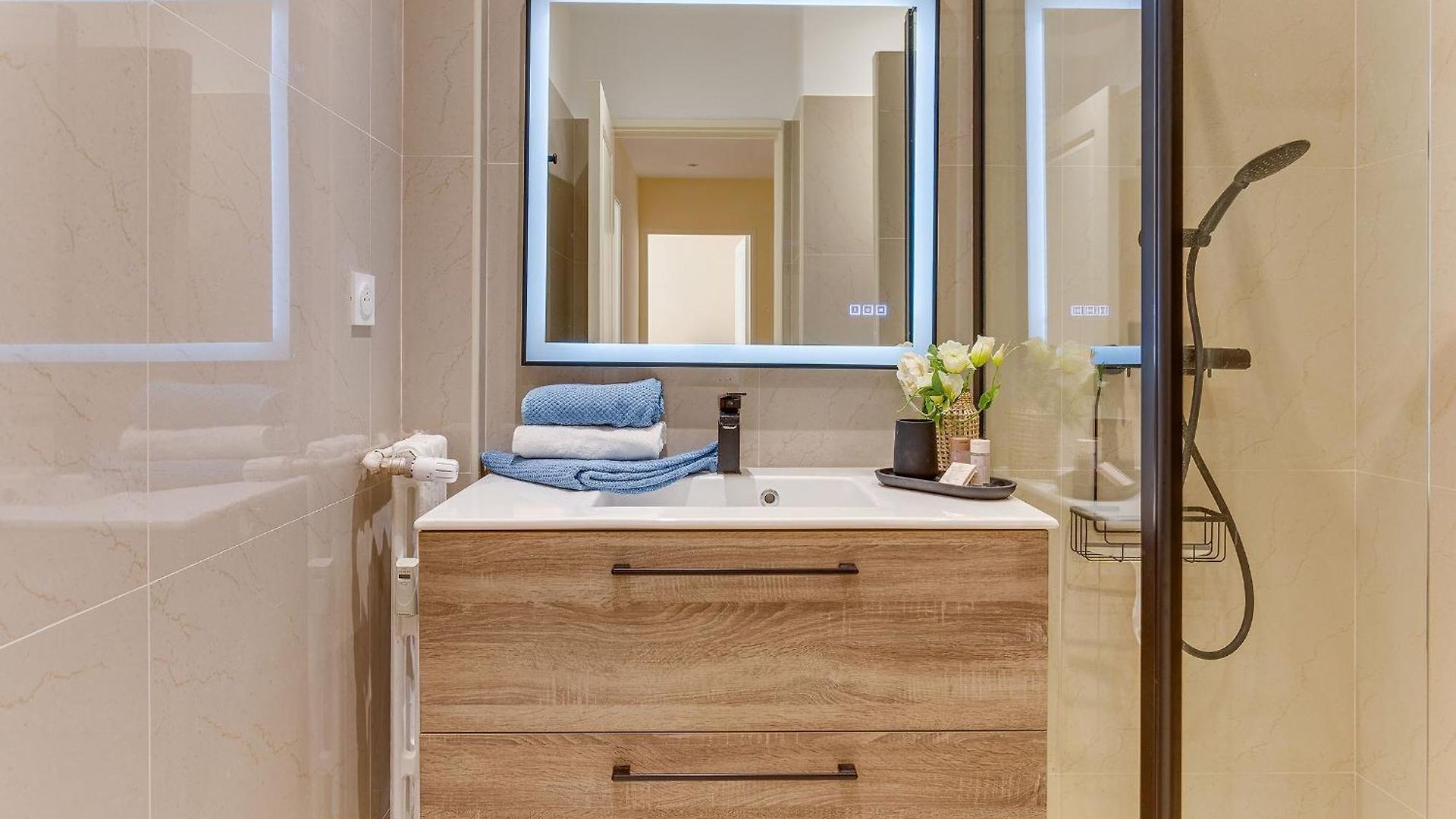 Orangeraie Ap4506 By Riviera Homes Apartment *