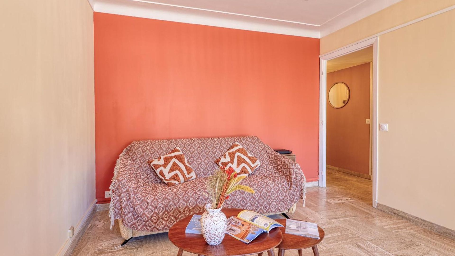 Lion - Near Center - Terrace - Happy Apartment *
