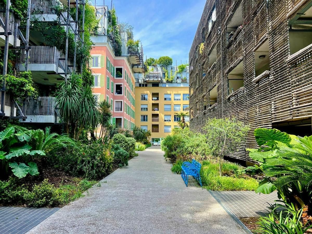 Apartment Urban Jungle