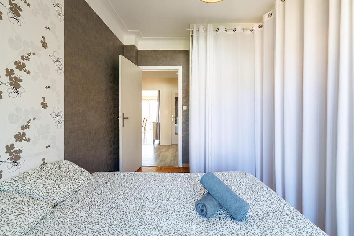 Apartment Spacieux T3 Avec Balcon Confort Et Convivialite *