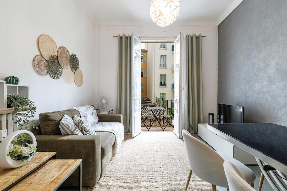 Apartment T2 Avec Balcon