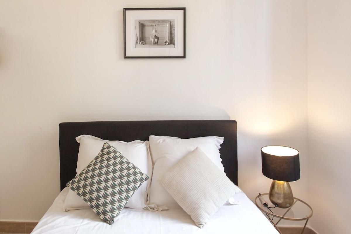 Promenade Sea View 2 Bedrooms, Ac, Wifi Apartment